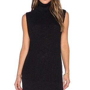 - Worth Black Wool Sleeveless Ribbed Knit Turtleneck Tunic Sweater